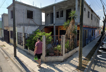 Casa en  Calle Navarra, Iturbide, San Nicolás De Los Garza, Nuevo León, México