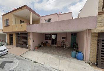 Casa en  Calle Rincón De Miravista, Miravista Residencial, Monterrey, Nuevo León, México