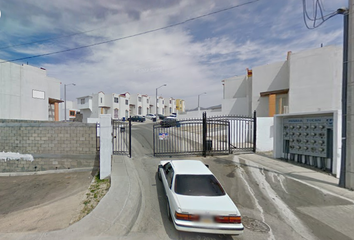 Casa en  Lomas Del Refujio, Garcia, Avenida Magnolias, Lomas Del Refugio, El Refugio, Tijuana, Baja California, México