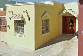 Casa en  Almez 5529, Los Encinos, Nuevo Laredo, Tamaulipas, México