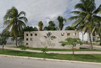 Casa en condominio en  Los Olivos, Playa Del Carmen, Quintana Roo, México