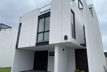 Casa en fraccionamiento en  Lomas De Angelópolis, Puebla, México