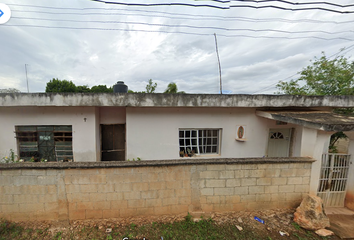 Casa en  Calle 28, Muna, Yucatán, México