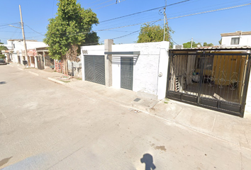 Casa en  Emiliano Zapata 24, Luis Echeverría, Russo Vogel, 85197 Cdad. Obregón, Sonora, México