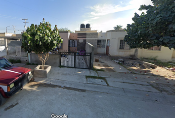 Casa en  C. Cerro Palomas 617b, Loma Real, 27073 Torreón, Coahuila De Zaragoza, México