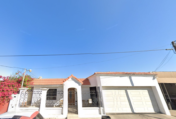 Casa en  Avenida Marmoleros, Industrial, Mexicali, Baja California, México