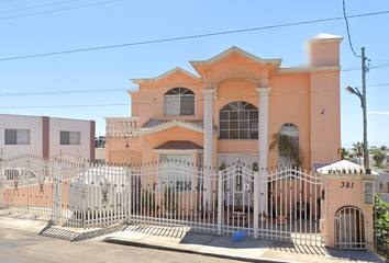 Casa en  Paseo De Las Flores, Valle Dorado, Ensenada, Baja California, México