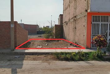 Terreno en  Calle Los Huarangos, Carabayllo, Perú