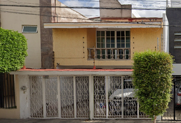 Casa en  Av Isla Deseada, Jardines De San José, Guadalajara, Jalisco, México