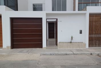 Casa en  Las Villas Del Jockey Club, La Victoria, Chiclayo, Perú