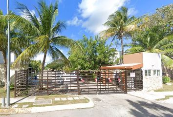 Casa en condominio en  Playa Varadero, Playa Del Carmen, Quintana Roo, México