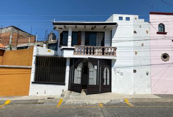 Casa en  Calle Fray Bernardino De Sahagún, El Mirador Del Punhuato, Morelia, Michoacán, México