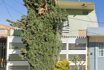 Casa en  Avenida Moron, Hacienda Santa Fe, Jalisco, México