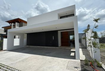 Casa en  La Espiga, Vida Y Comunidad, Avenida La Espiga, Santiago De Querétaro, Querétaro, México