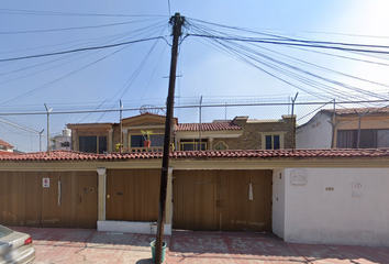 Casa en  Calzada De Los Pirules, Granja, Zapopan, Jalisco, México