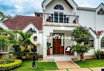 Casa en  Hacienda La Antigua, Carrera 53, Bucaramanga, Santander, Colombia