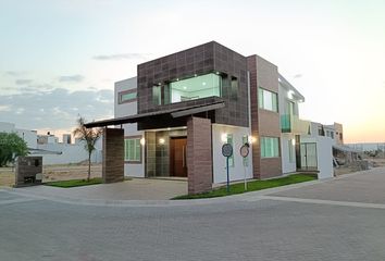 Casa en condominio en  Las Plazas Residencial, Avenida Siglo Xxi, Residencial Las Plazas, 20126 Aguascalientes, México