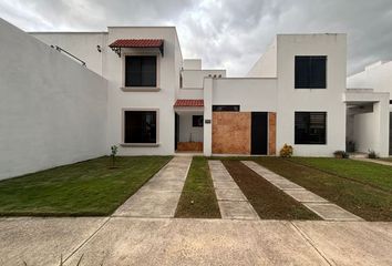 Casa en  Gran Santa Fe, Caucel, Yucatán, México