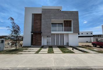 Casa en fraccionamiento en  Lagos Residencial, Boulevard Ramón G. Bonfil, Pachuca De Soto, Estado De Hidalgo, México