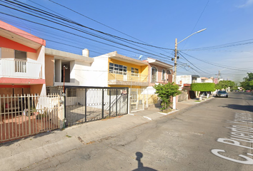 Casa en  Calle Puerto Yavaros, Monumental, Guadalajara, Jalisco, México