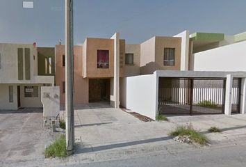 Casa en  Avenida Mitras, Misión De Santa Catarina, Ciudad Santa Catarina, Nuevo León, México