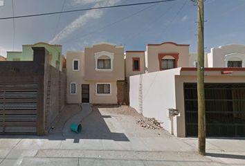 Casa en  Avenida Profesor Adalberto Sotelo, Altares Sección Franciscanos, Hermosillo, Sonora, México