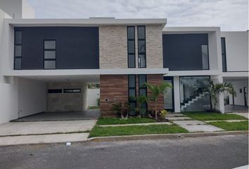 Casa en fraccionamiento en  Playas Del Conchal, Veracruz, México