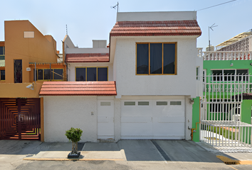 Casa en  De La Playa 55, Acueducto De Guadalupe, Ciudad De México, Cdmx, México