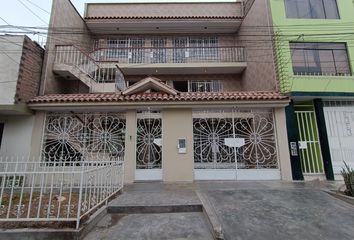 Casa en  Calle Los Mirlos 167, Urbanización El Cóndor, Callao, 07036, Per