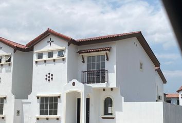 Casa en  Urbanización Terra Nostra, Guayaquil, Ecuador