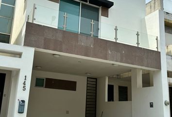 Casa en  Cumbres Allegro Sector Atla, Cumbres Allegro, Monterrey, Nuevo León, México