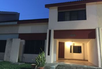 Casa en  Nissan Villahermosa, Boulevard Adolfo Ruiz Cortines, Periodistas, 86059 Villahermosa, Tabasco, México