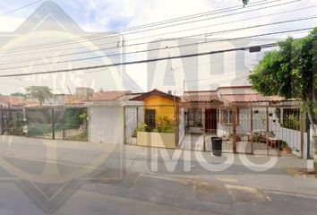 Casa en  Av. Acueducto, Jardines Del Valle, 45138 Zapopan, Jal., México