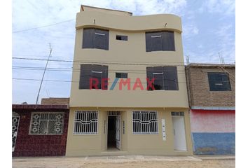 Casa en  Avenida El Trabajo, Tuman, Chiclayo, Lambayeque, 14601, Per