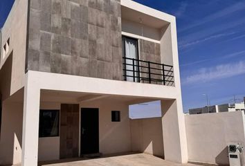 Casa en fraccionamiento en  Cantares Residencial, Vía Cantar De Roldán, Parcelas Ejido Jesús Carranza, Juárez, Chihuahua, México