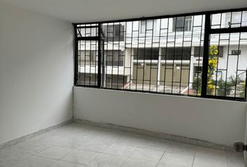 Apartamento en  Calle 66 23b-2-23b-100, Guayacanes, Manizales, Caldas, Col