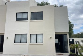 Casa en fraccionamiento en  Av. Vallendar 104, Colinas Del Santuario, 76904 Corregidora, Querétaro, México