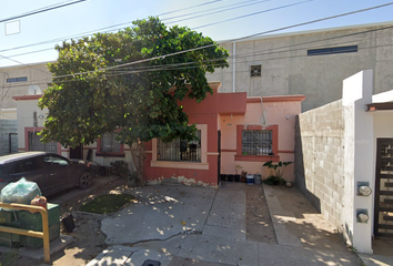 Casa en  C. Salvador Moreno Luna 7176, 80143 Culiacán Rosales, Sin., México