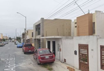 Casa en  Calle Adolfo Becquer, Jarachina Del Sur, Reynosa, Tamaulipas, México