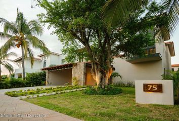 Casa en  Calle Abedul, Nuevo Vallarta, Bahía De Banderas, Nayarit, 63735, Mex