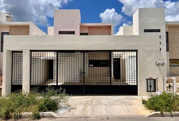 Casa en  Viva Alegre, Caucel, Yucatán, México