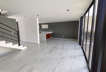 Casa en condominio en  Nuevo Refugio, Anillo Vial Fray Junípero Serra, El Refugio, Santiago De Querétaro, Querétaro, México