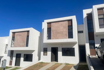 Casa en fraccionamiento en  Libramiento Sur, Camino Verde, Tijuana, Baja California, México