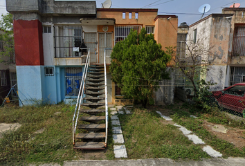 Casa en fraccionamiento en  Laguna De La Ilusión 453b, Coyol Ii, 91779 Veracruz, Ver., México