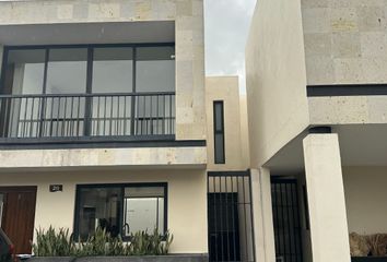 Casa en fraccionamiento en  Fenix Residencial Ll, Calle Ciprés, San Francisco, San Mateo Atenco, Estado De México, México