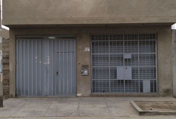 Casa en  Urb Los Pinos De Santa Rosa, San Martín De Porres, Perú