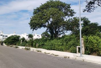 Lote de Terreno en  Cholul, Mérida, Yucatán, Mex