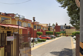 Casa en  Paseo De Los Ahuehuetes 9, Unidad Habitacional Valle Del Tenayo, Tlalnepantla De Baz, Estado De México, México