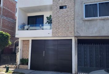 Casa en  Bosques De La Pradera, León, Guanajuato, México