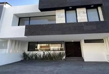 Casa en  Valle De Uco, Zibatá, Querétaro, México